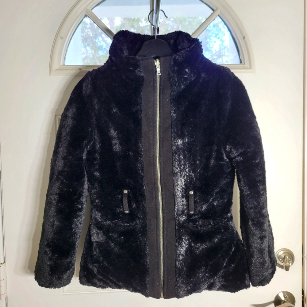 Girls Faux Fur  Winter Coat/Jacket Size 10/12 Medium